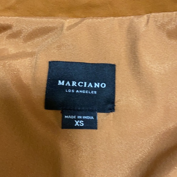 Leather jacket - Picture 4 of 6